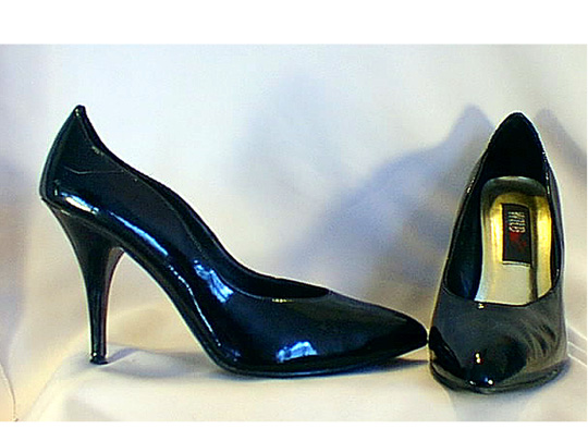 black_patent_heels3.jpg